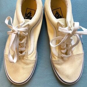 size 6 Beige Vans
